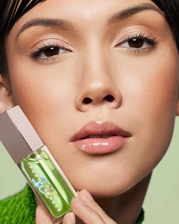 Fenty Beauty Gloss Bomb Ice Cooling Lip Luminizer 5