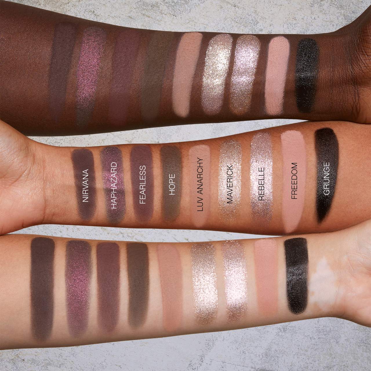 HUDA BEAUTY Pretty Grunge Eyeshadow Palette 3